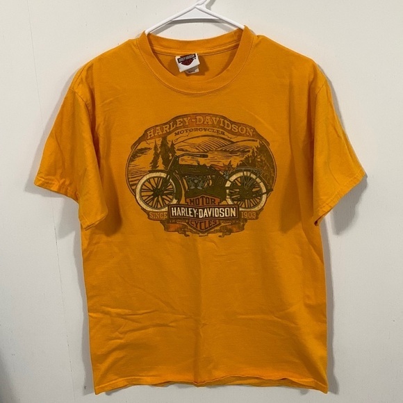Harley-Davidson Kuwait T-shirt not sure men’s see measurements, good cond Medium - Picture 1 of 7